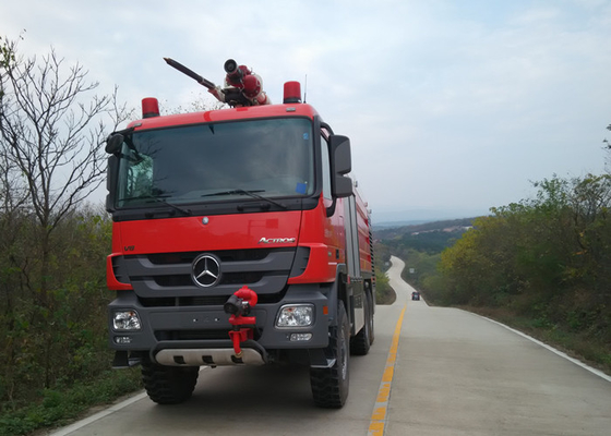 G.V.W 33 طن Mercedes Benz ARFF Aircraft Fire Truck 580HP 6x6 Drive